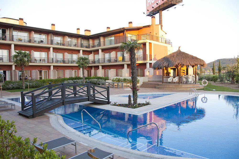 Hotel Isla De La Garena Алькала-де-Энарес Экстерьер фото